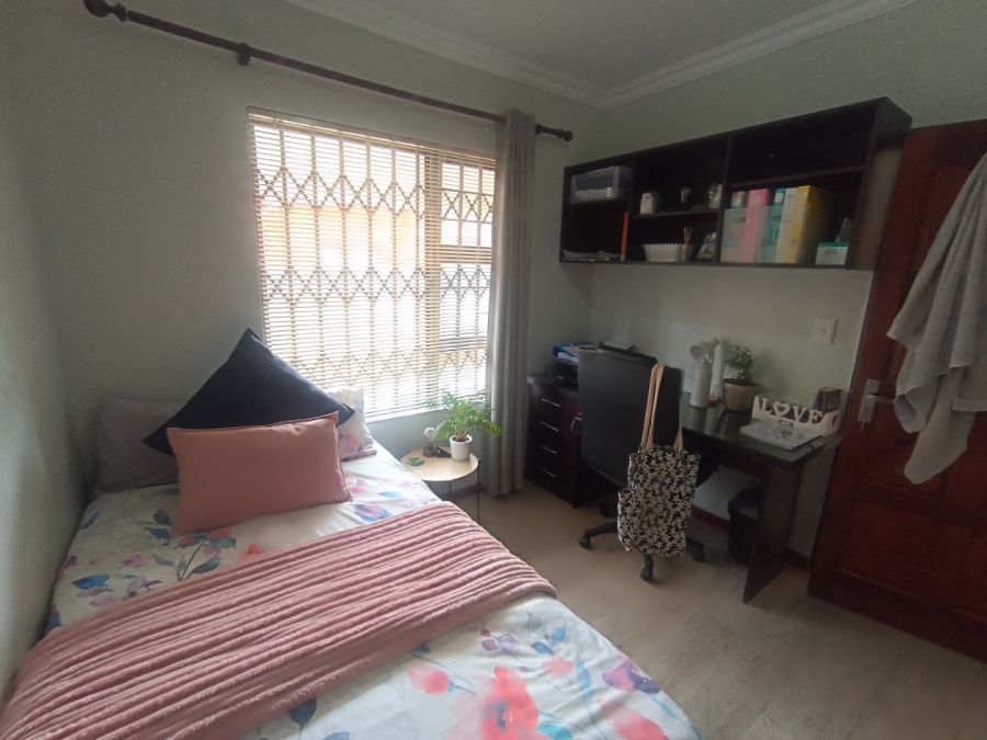 2 Bedroom Property for Sale in Bult West North West